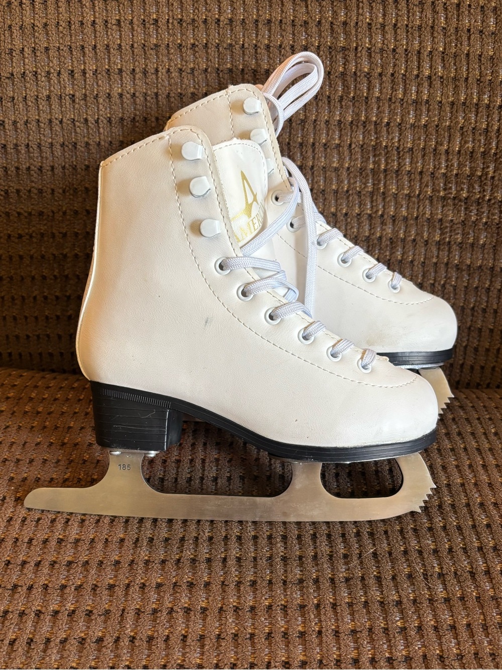 American Ice Skates US sz 1